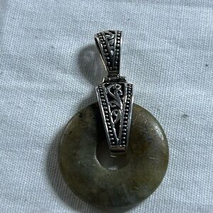 Labradorite gemstone pendant